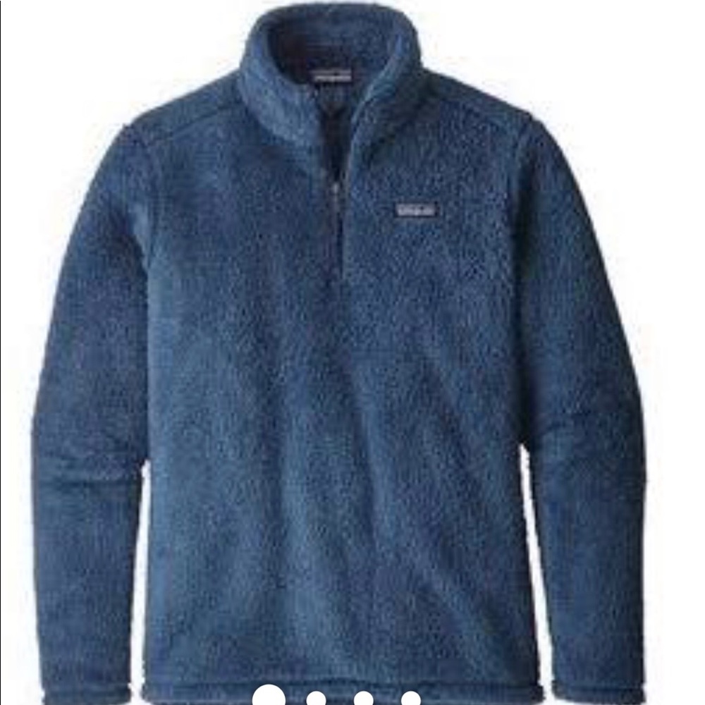 Navy patagonia sweatshirt